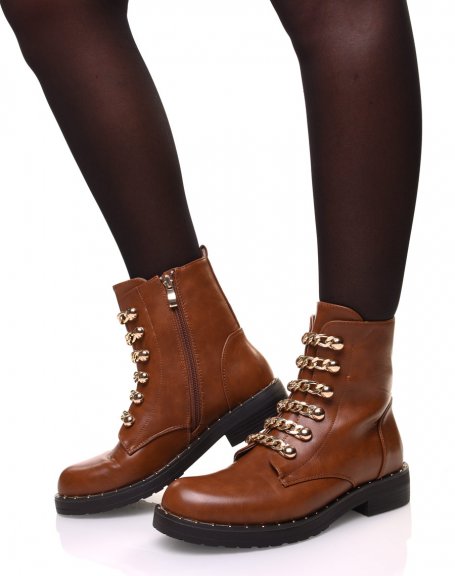 Camel ankle boots with chains