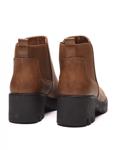 Camel ankle boots with elastic & large lug sole