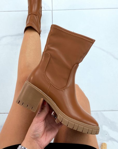 Camel ankle boots with heel and soft shaft with square toe