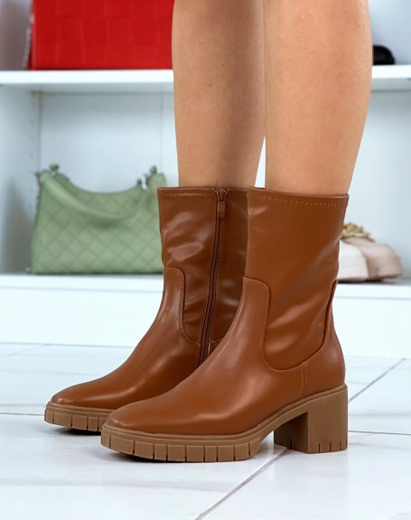 Camel ankle boots with heel and soft shaft with square toe