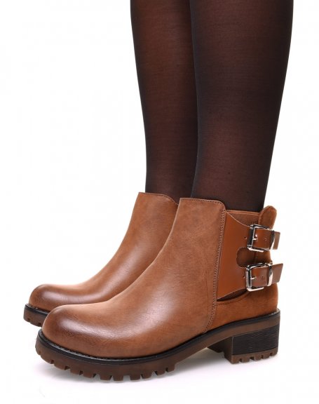 Camel ankle boots with notched sole