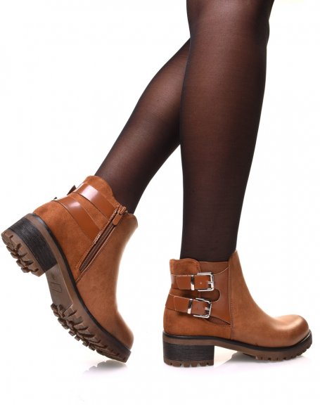 Camel ankle boots with notched sole