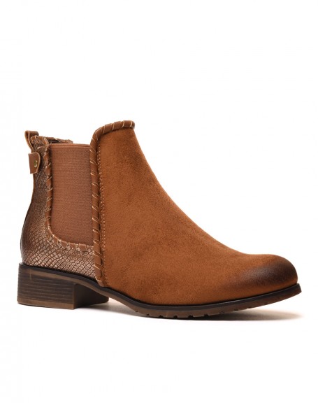 Camel bi-material flat boots with details