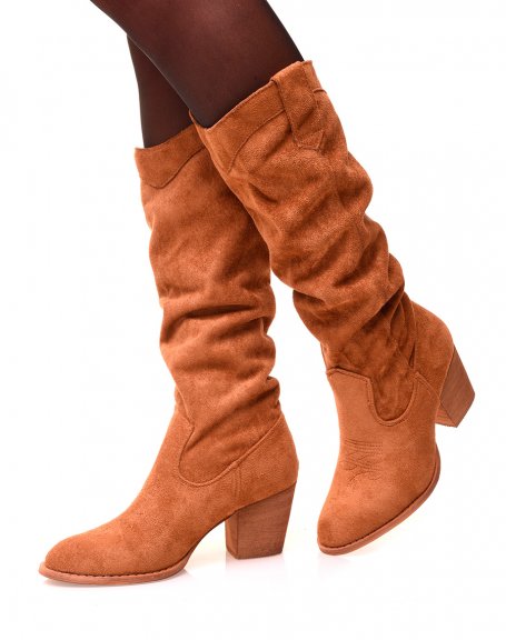 Camel boot with suede-effect heel