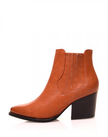 Camel cowboy boots with beveled heel with decorative stitching
