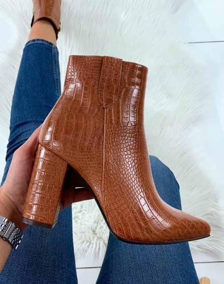 Camel croc-effect heeled ankle boots with pointed toe