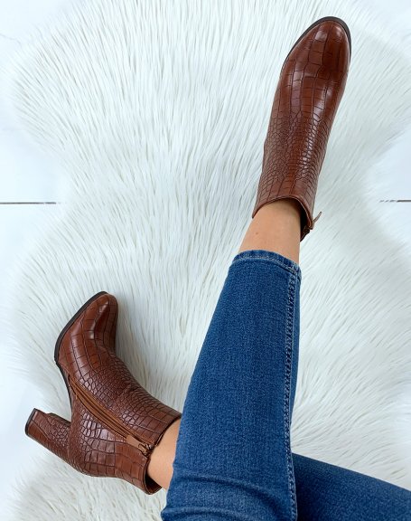 Camel croc-effect heeled ankle boots with round toe