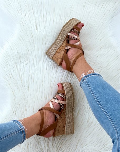 Camel-effect python and copper bi-material wedges