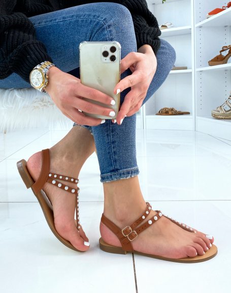 Camel flat sandals with beaded between-fingers