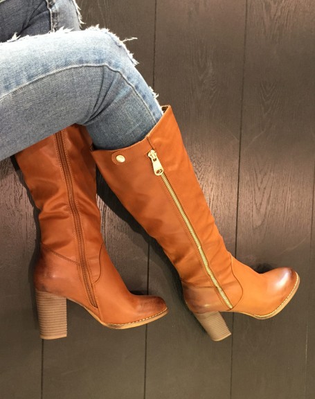 Camel heeled boots with decorative zipper