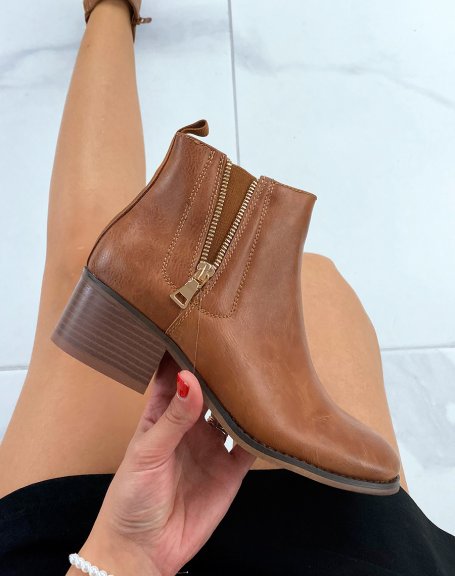 Camel low ankle boots with golden closure