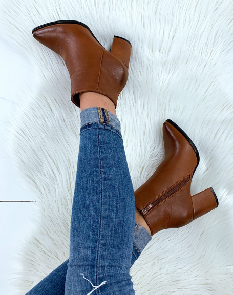 Camel pointed toe low boots