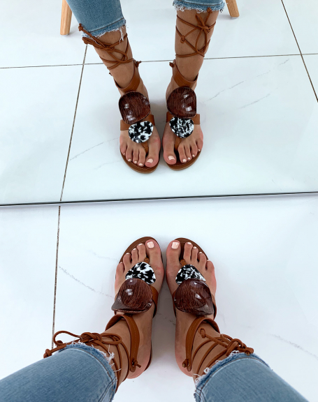 Camel sandals adorned with two patterned inserts