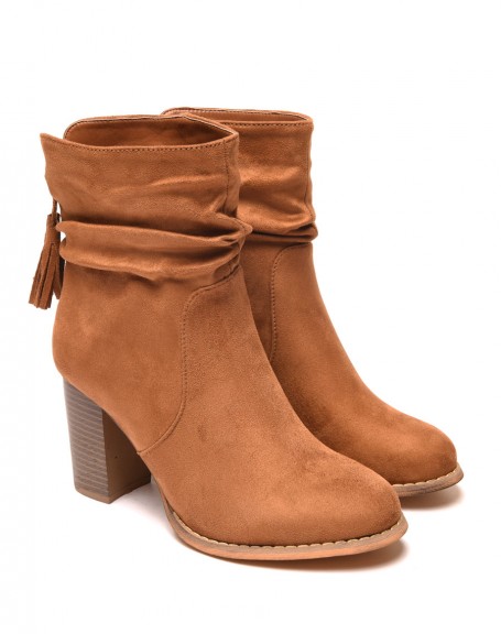 Camel suede-effect ankle boots with pleats on the top