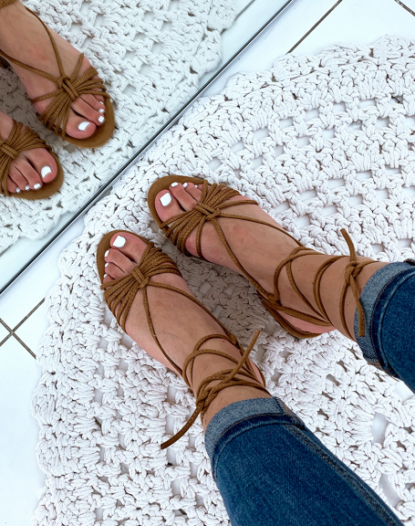 Camel suedette sandals with low heels and laces