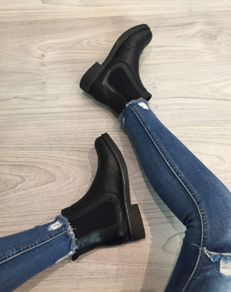 Chelsea boots black