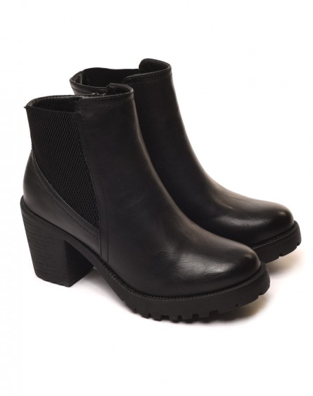 Chelsea boots with mid high heels black