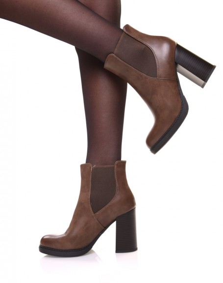 Elastic mid-rise taupe ankle boots