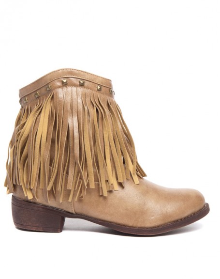 Ethnic boots with fringes and studs Ideal beige