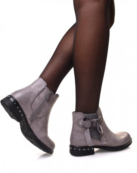 Gray ankle boots with bow and eyelets