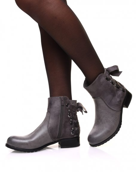 Gray bi-material ankle boots with bow