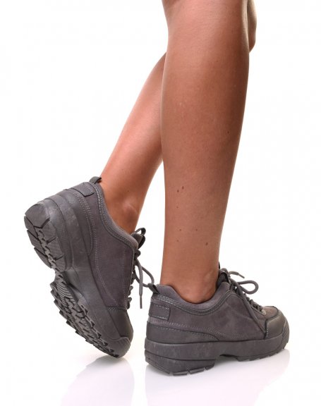 Gray bi-material trainers with thick sole