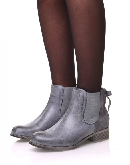 Gray Chelsea Boots with Bows