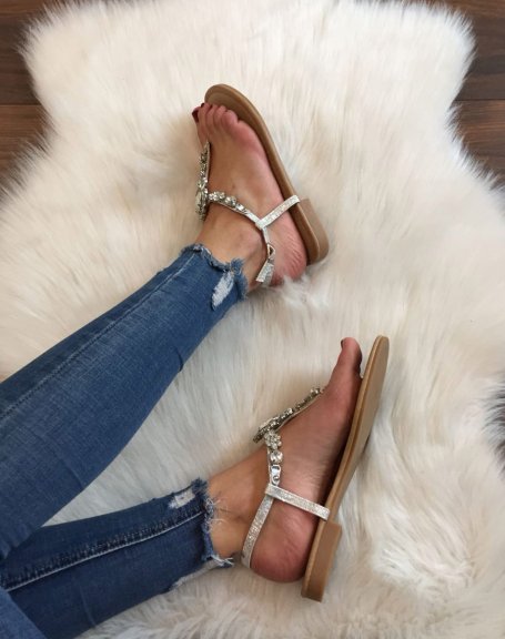 Gray sandals with central jewels