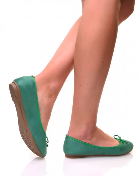 Green suedette ballerinas with small knots