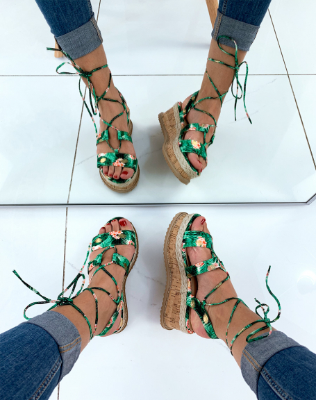 Green wedge sandal with flower
