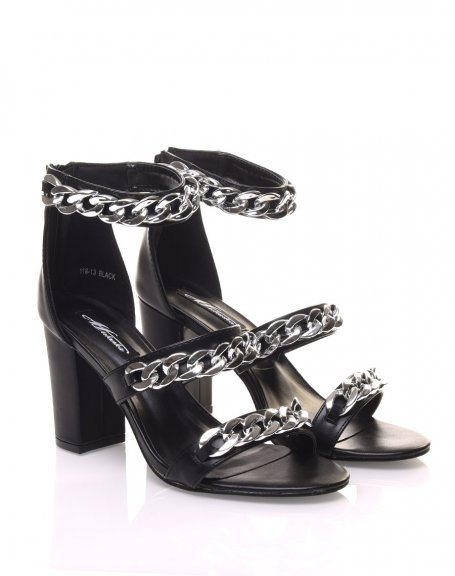 Heeled sandals with chains