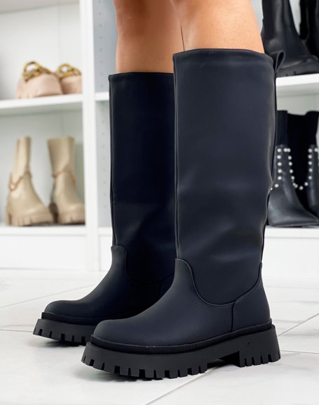 High black rubber boots with chunky sole