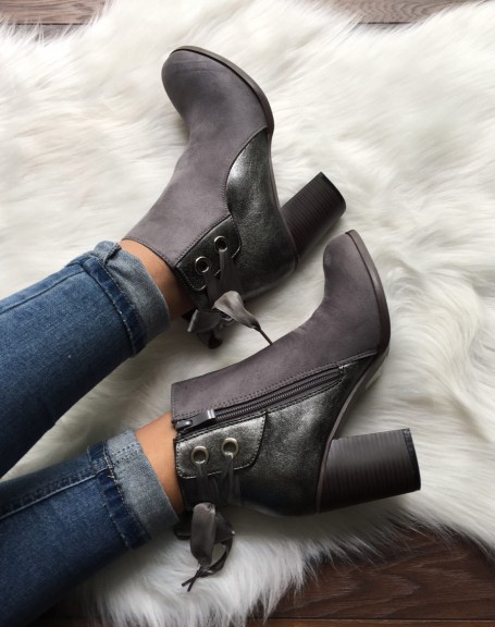 Iridescent gray ankle boots with bow