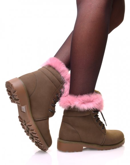 Khaki ankle boots and pink decorative fur