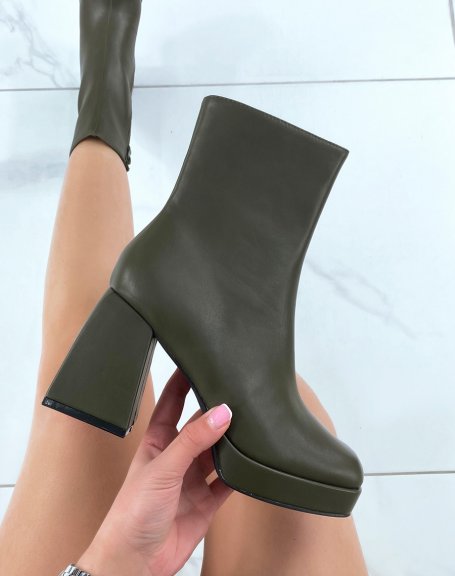 Khaki ankle boots with square toe and imposing heel