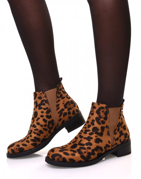 Leopard ankle boots with two-tone elastic at the back