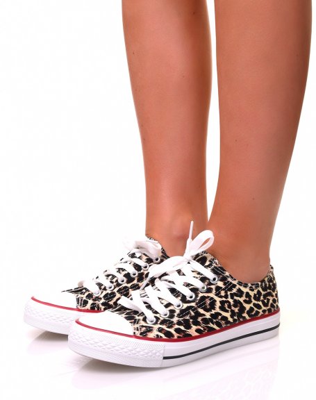 Leopard canvas sneakers with white laces