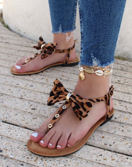 Leopard sandals with bow and gold details