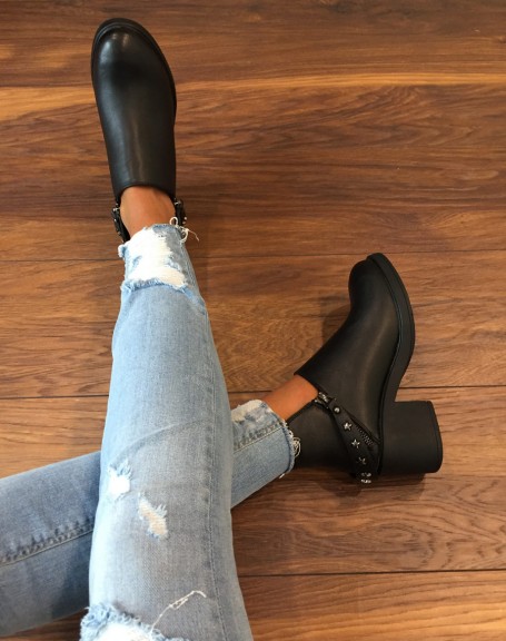 Low black ankle boots with zippers