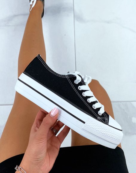 Low black fabric sneaker