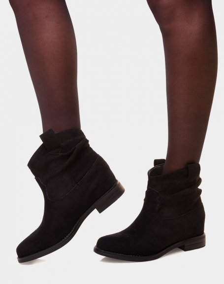 Low black pleated suede ankle boots