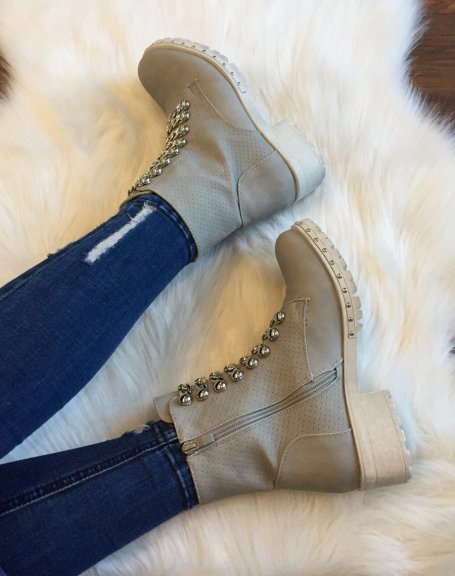 Matte gray ankle boots with chains