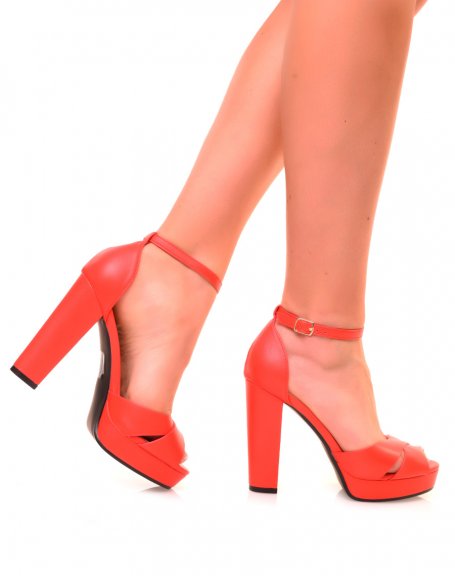 Matte red square heel platform sandals