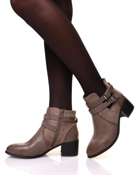 Mid-heel openwork taupe ankle boots
