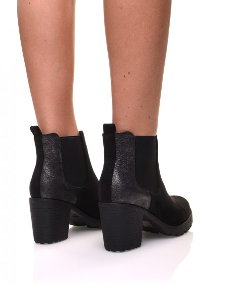 Mid-high black bi-material ankle boots