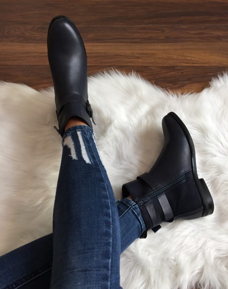 Mid-rise blue ankle boots with buckles
