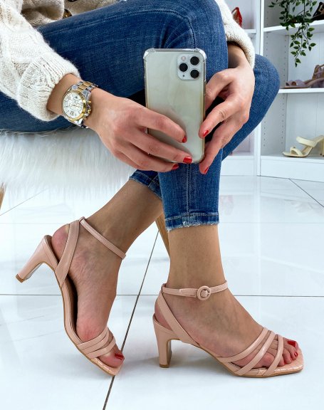Nude sandal with thin straps and padded detail