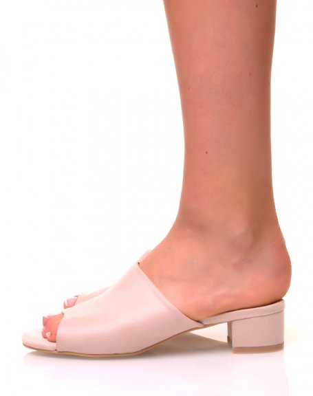 Open mules in powder pink suede