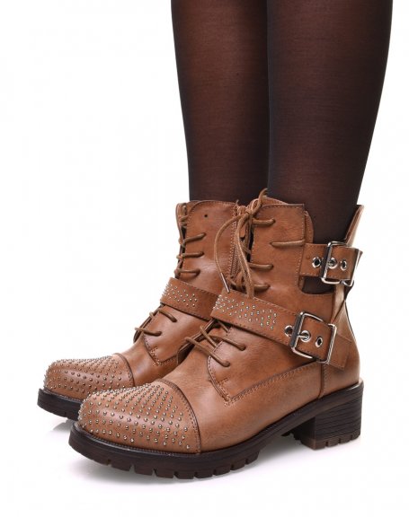 Openwork camel ankle boots with laces and embellished straps