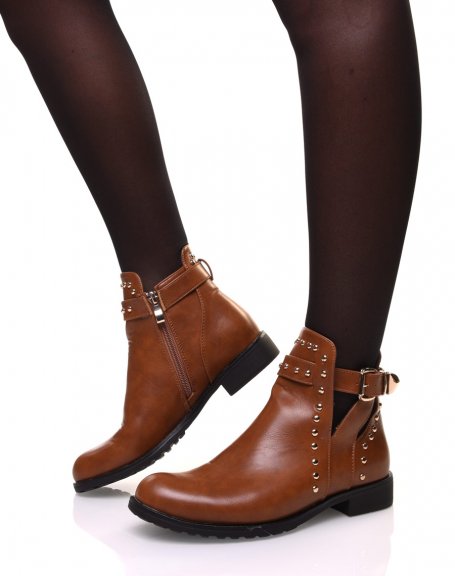 Openwork camel ankle boots with studs